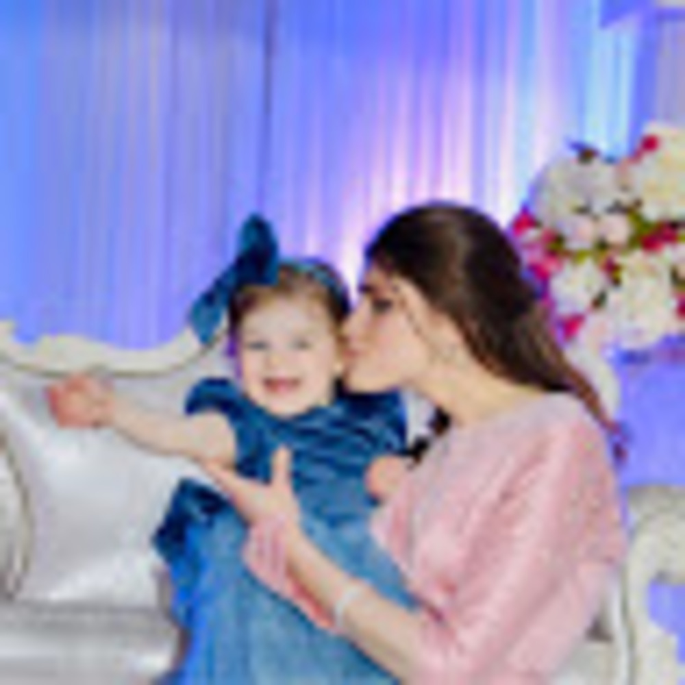 Meet your Posher, Perel